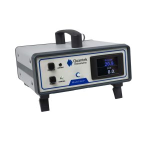 The 902P benchtop analyzer measures 0 to 100% O2 concentrations, and 0-1% to 0-100% CO2 vol/vol full scale.
